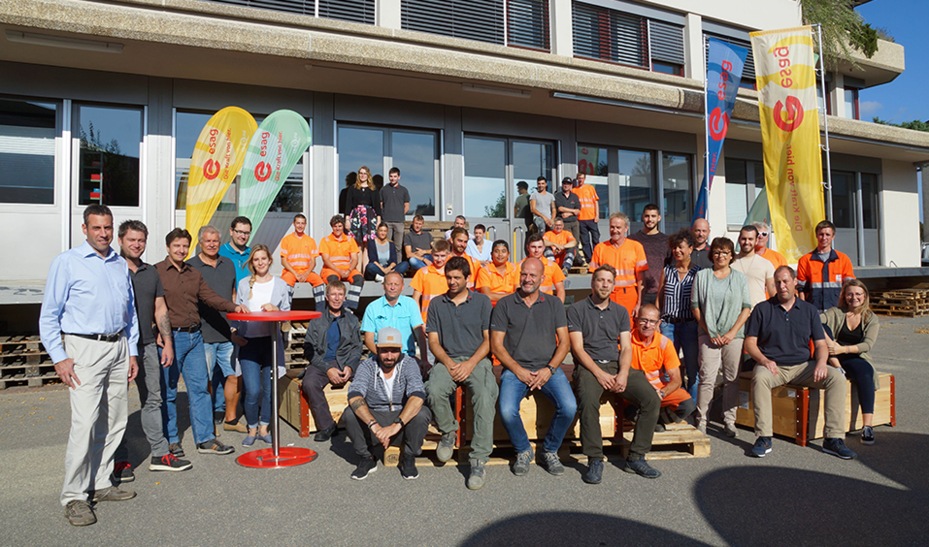 Gruppenbild-d3ccd8473f99447g29935db5e52673da@2x